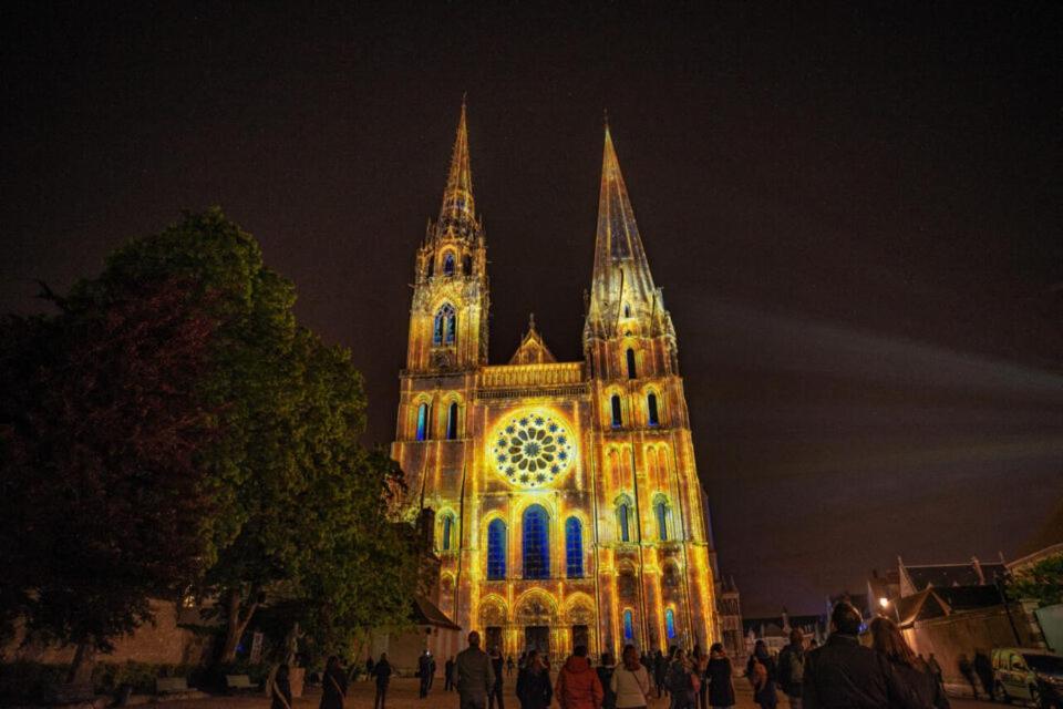 B&B Hotel Chartres Centre Cathedrale 3 Etoiles Ngoại thất bức ảnh